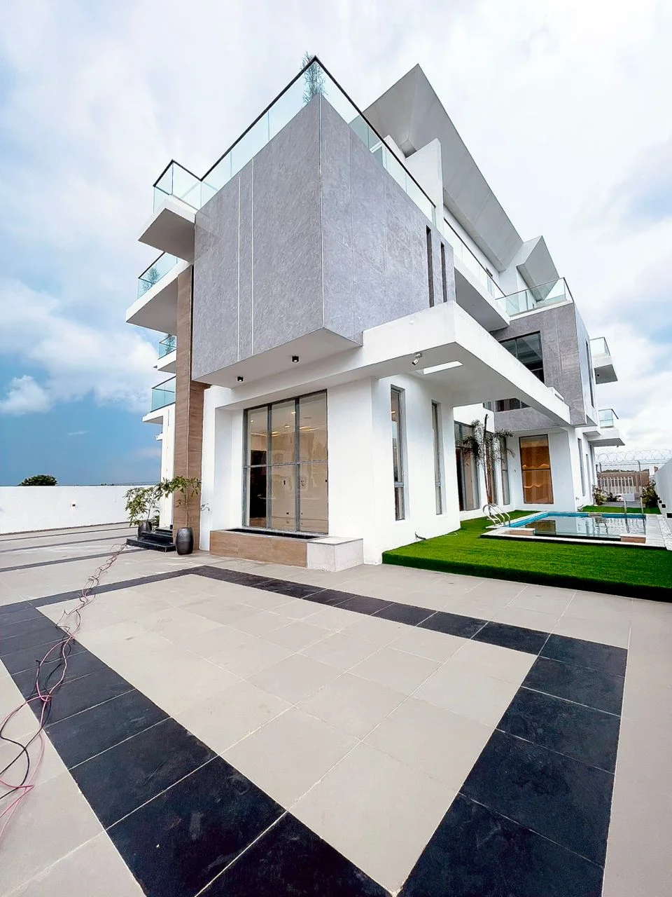 Donlive property development and construction